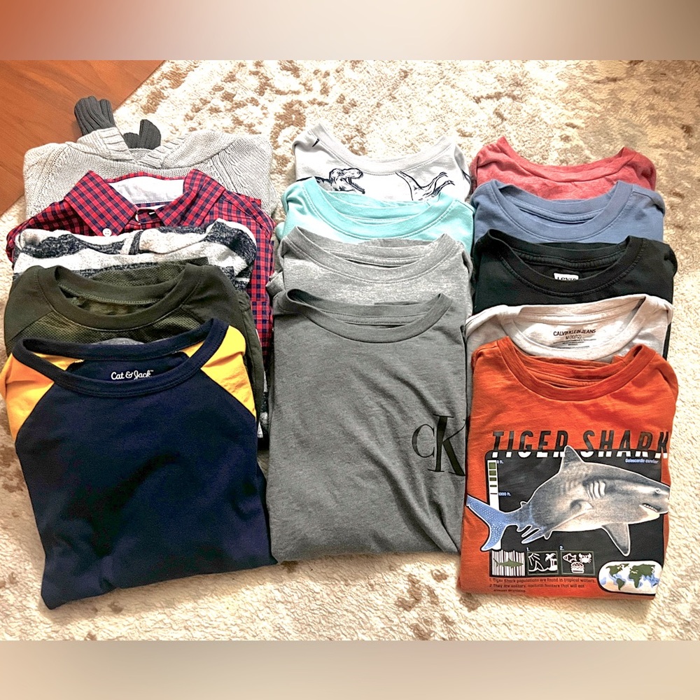 Boys lot of 14 tops. YOUTH MEDIUM (8-10). *Selling as a lot, not individually.*